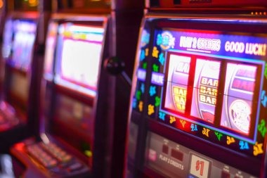 HKi8 Arcade Games